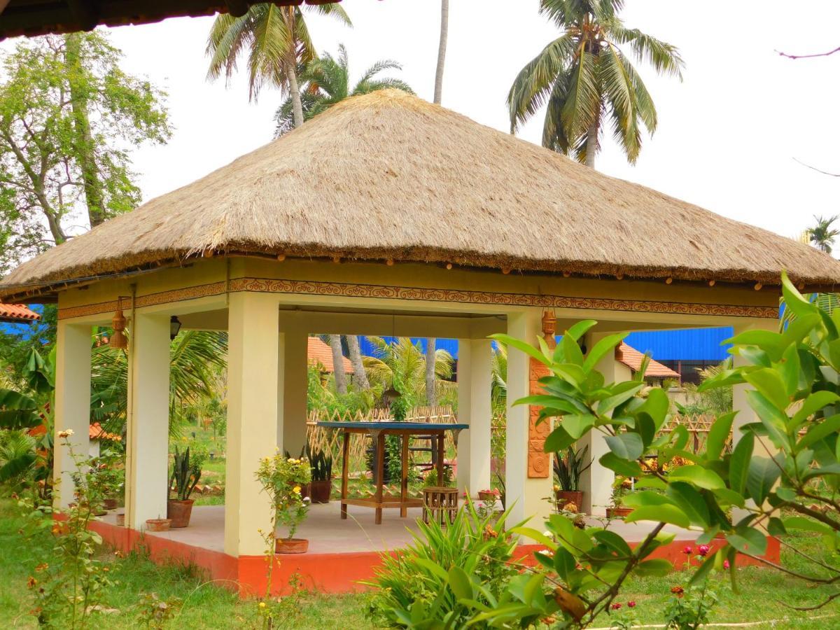 Gram Bangla Retreat Hotel Kolkata Exterior photo